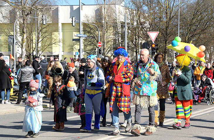 Gaudiwurm 2025 in München Unterföhring (©Foto:Ingrid Grossmann)